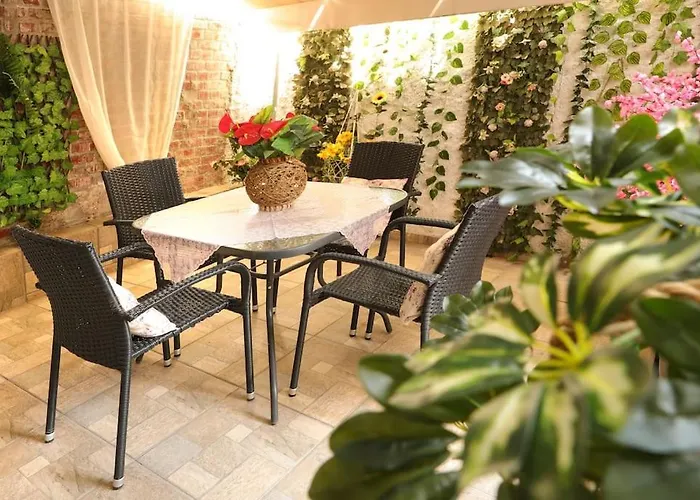 Irida Cozy House Center * Volos